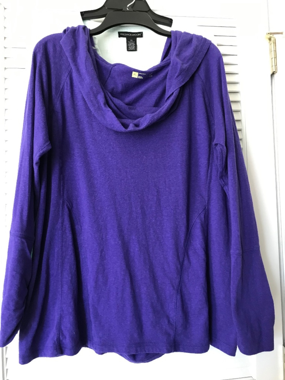 Purple Xersion pullover hooded athletic top long sleeve